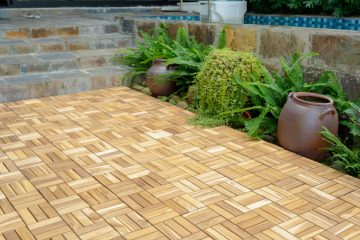 Làm sao để làm sạch và giữ gìn độ bền cho sàn gỗ – Wood Decking Tile?